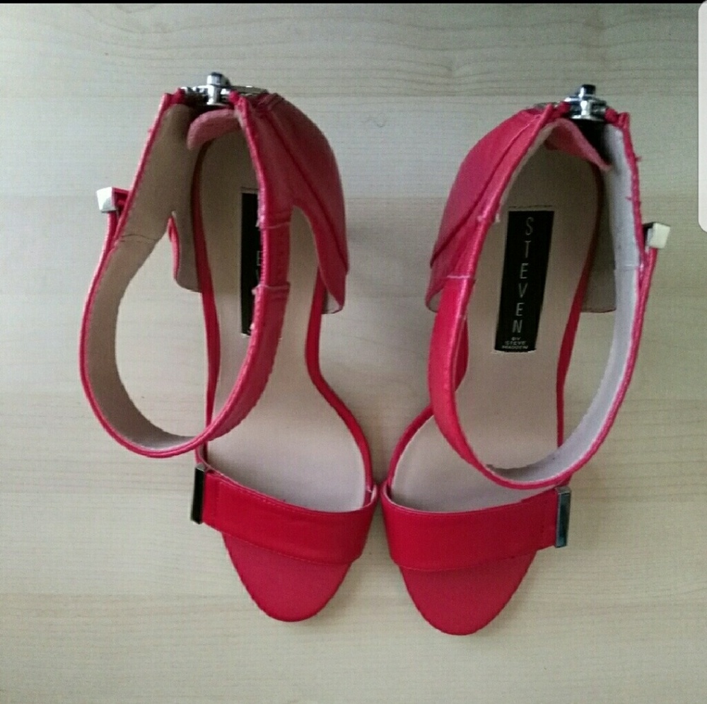 Steven by Steve Madden Red Sandals